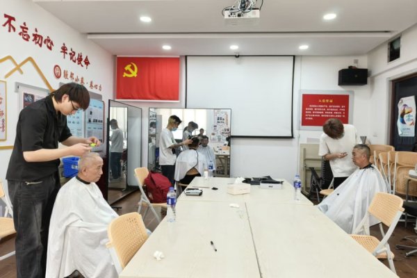 亿策略 暑热炎炎，独居老人的安全谁来管？这个街道有“凉方”